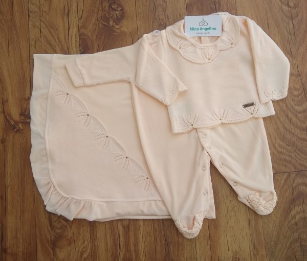 Saída de maternidade em plush e tricot Pétalas