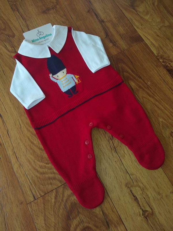 Macacão Salopete em tricot com body Soldadinho