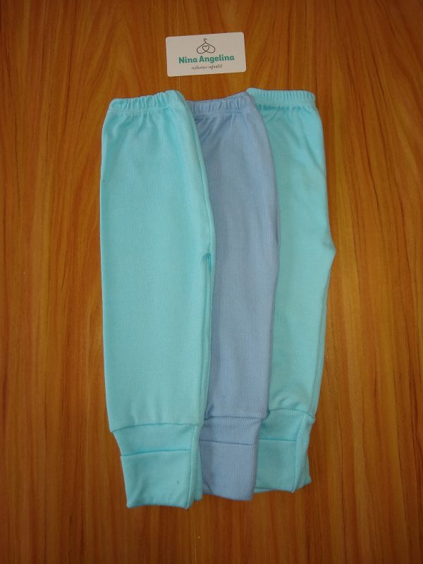 Kit calça em malha canelada com pé reversível