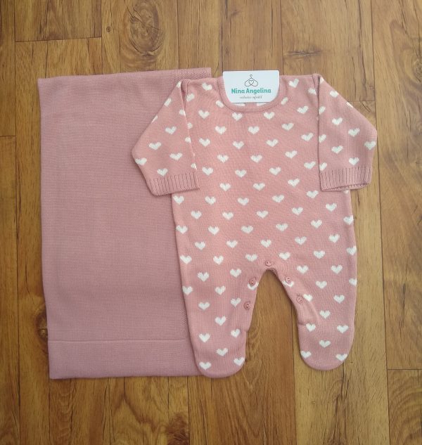 Saída de maternidade em tricot Corações