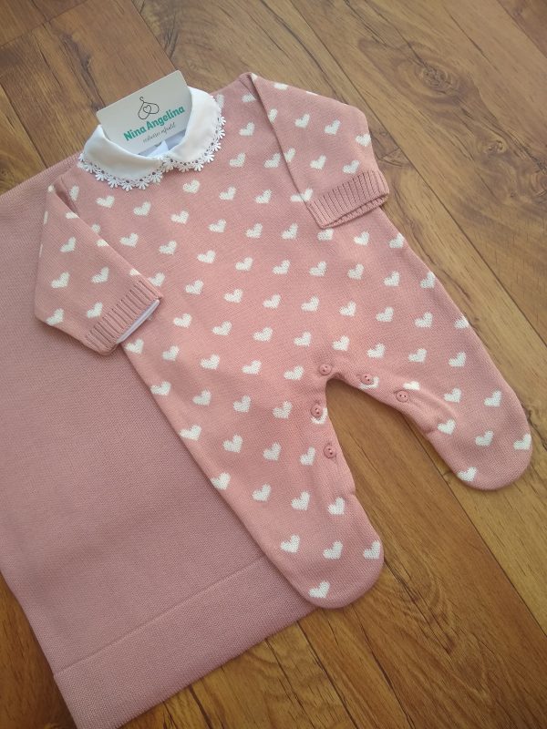 Saída de maternidade em tricot Corações