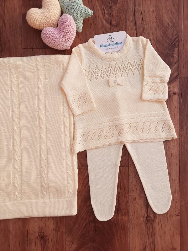 Saída de maternidade em tricot Vestido Duda