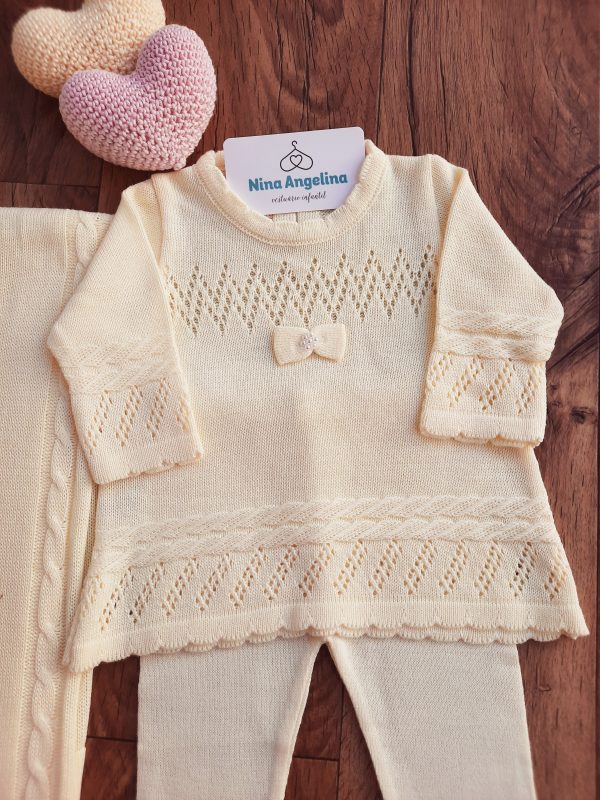 Saída de maternidade em tricot Vestido Duda