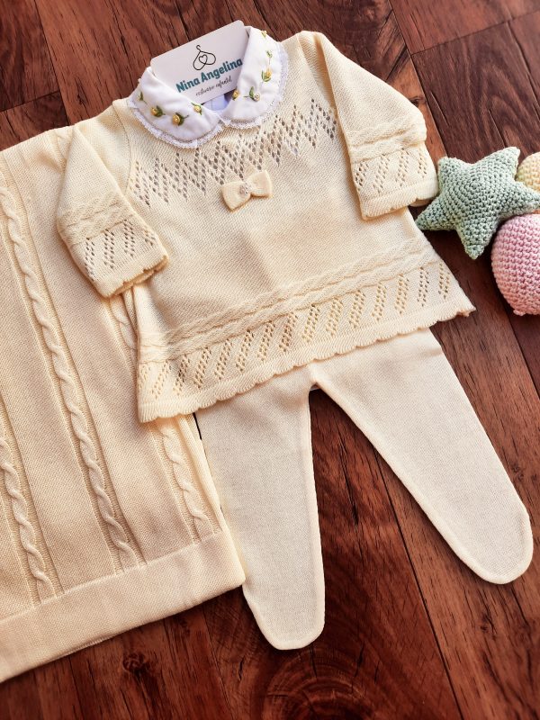 Saída de maternidade em tricot Vestido Duda