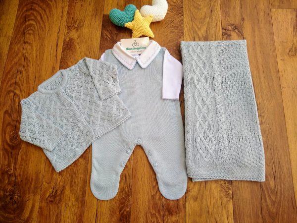 Saída de maternidade em Tricot Petit