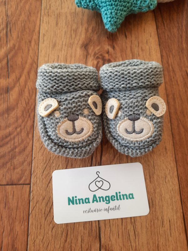 Sapatinho em Tricot Bordado Bear