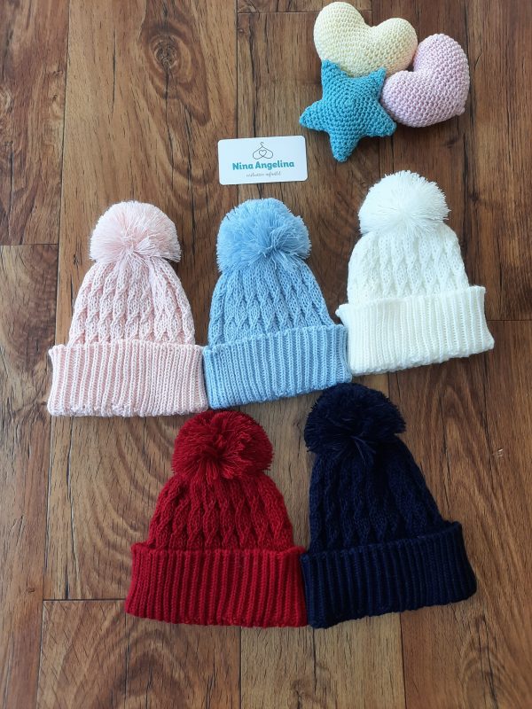 Touca em Tricot Pompom