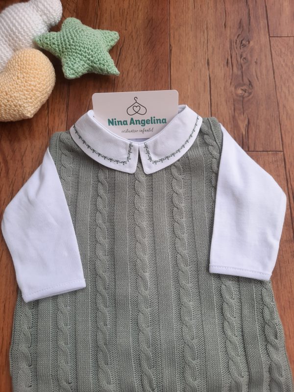 Macacão Salopete em tricot com body Vinícius