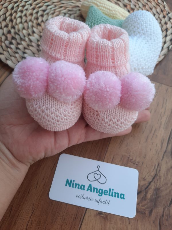 Sapatinho em Tricot Pompom