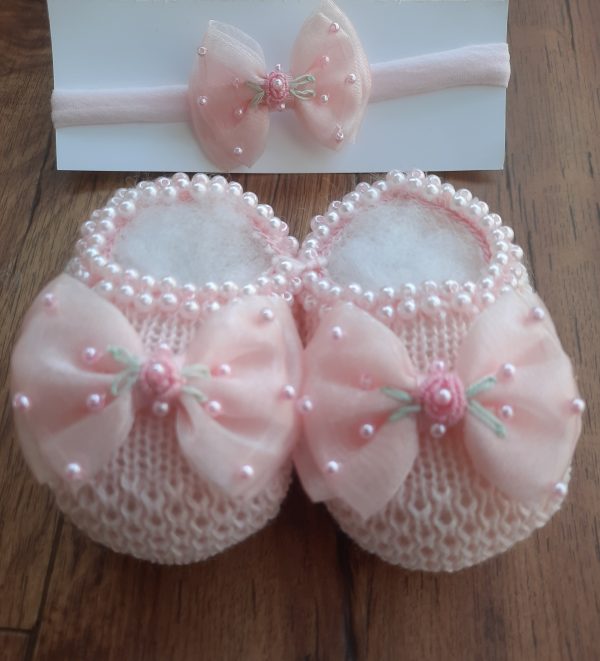 Sapatinho em Tricot + Tiara Celina